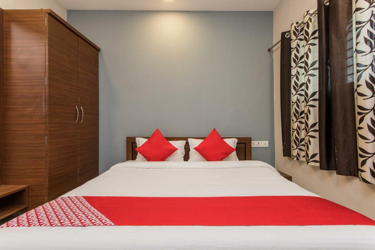 Oyo 17161 Hotel Mahalaxmi Ujjain Extérieur photo
