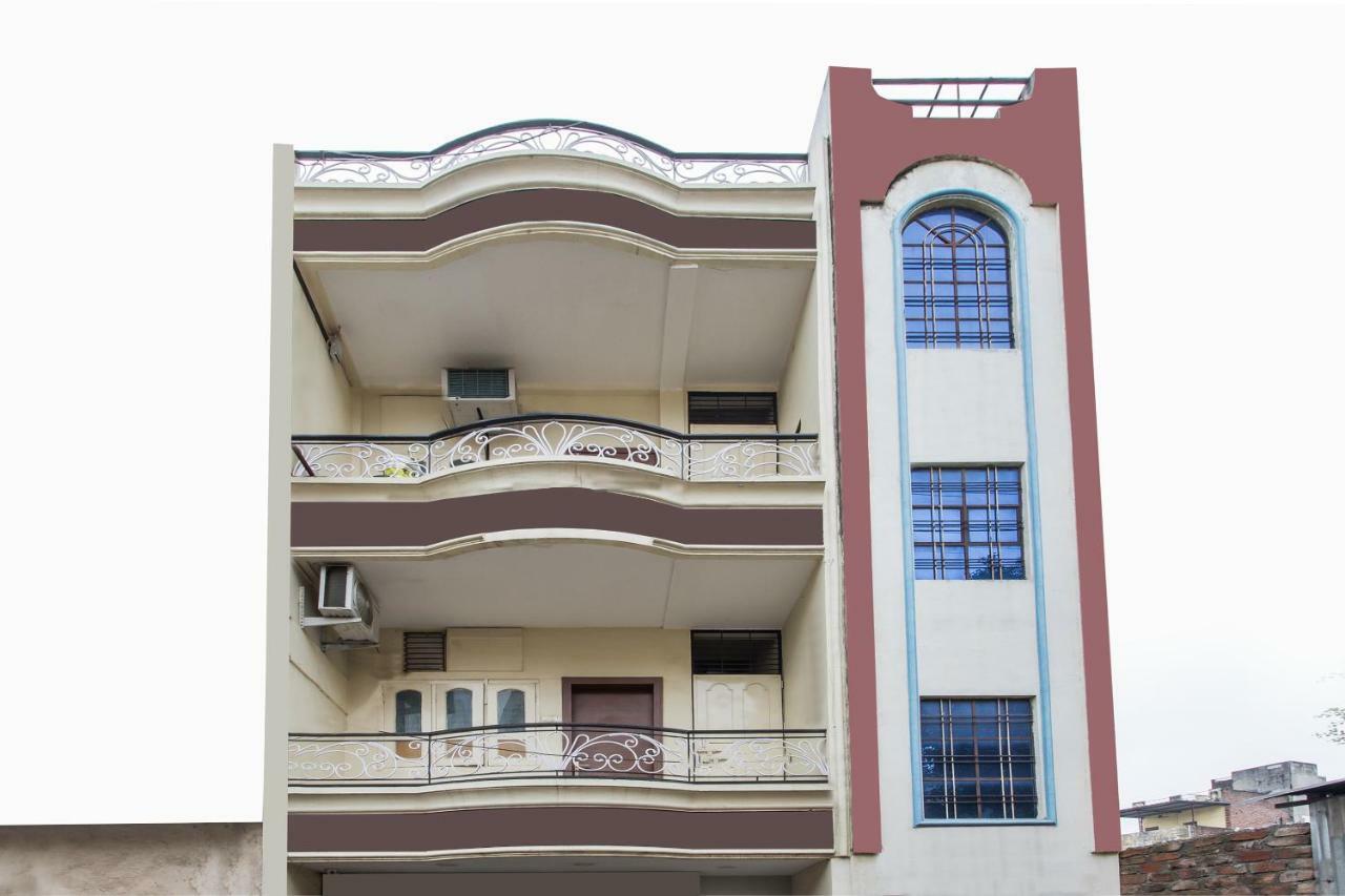 Oyo 17161 Hotel Mahalaxmi Ujjain Extérieur photo