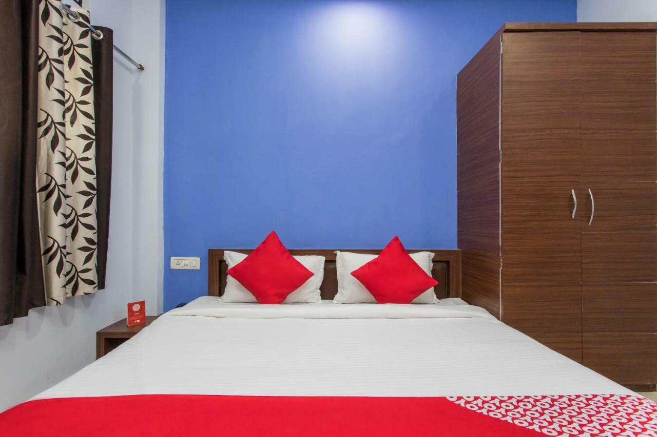 Oyo 17161 Hotel Mahalaxmi Ujjain Extérieur photo